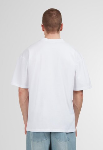 Karl KaniMajica - bijela boja