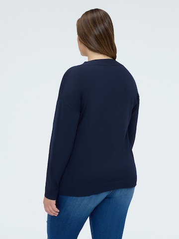 Pullover di Fiorella Rubino in blu