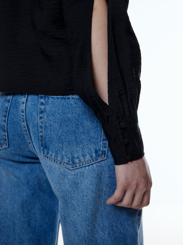 EDITED Blouse 'Clarice' in Zwart