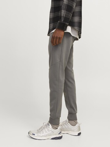 JACK & JONES Tapered Hose in Grau