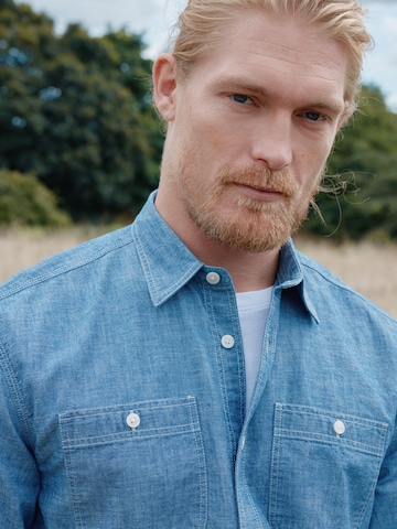 Next Regular Fit Skjorte i blå