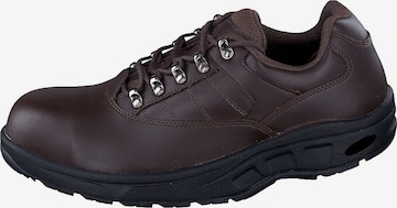 CHUNG SHI Lace-Up Shoes in Brown: front