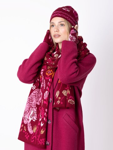 IVKO Woman Beanie in Red