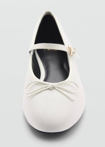MANGO Ballerina 'Cassie' in Weiß