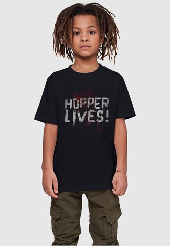 ABSOLUTE CULT T-Shirt 'Stranger Things - Hoppers Live Basic' in Schwarz: predná strana