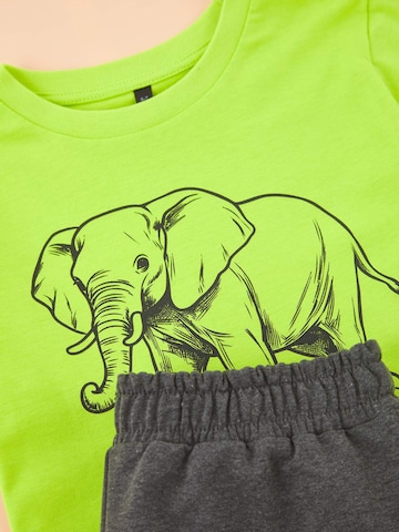 Trendyol - Conjunto en amarillo