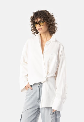 Camicia da donna 'Serena' di Elias Rumelis in bianco: frontale