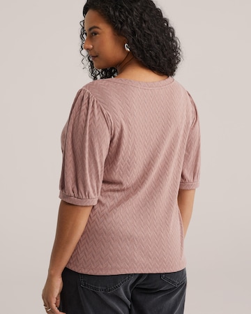 Tricou de la WE Fashion pe roz