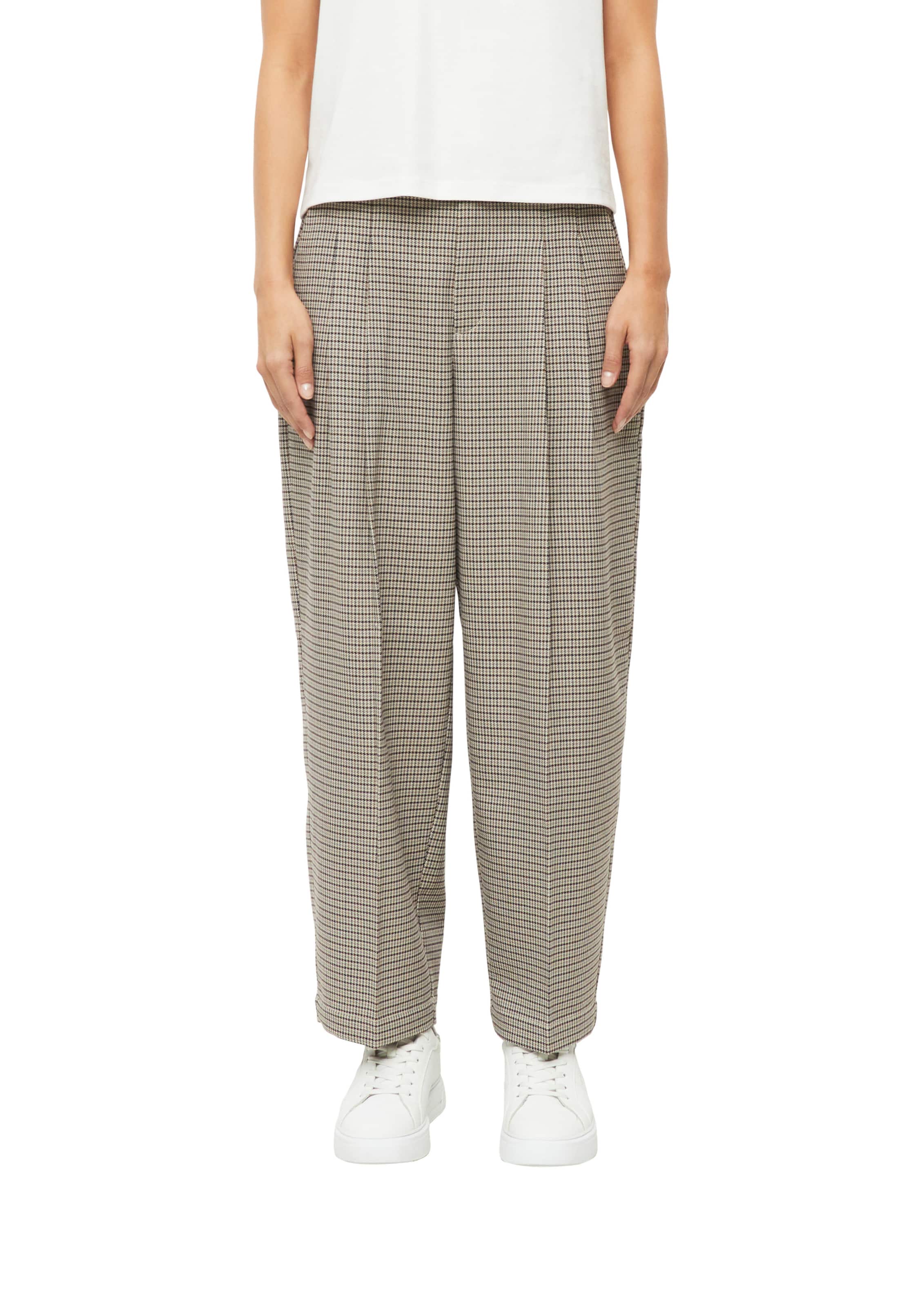 Regular Pantalon s.Oliver en beige : devant