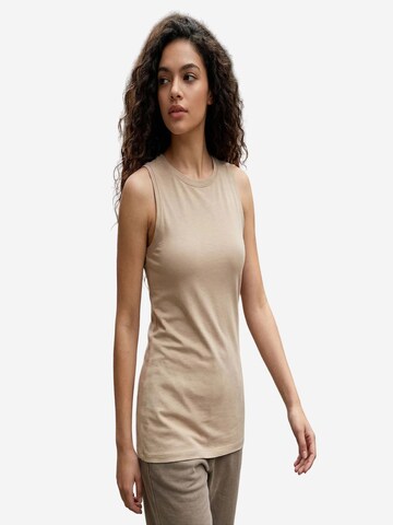 Top sportivo di Tommy Life in beige