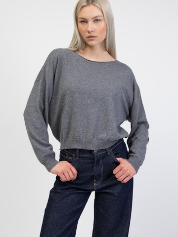 BROKE + SCHÖN Sweater in Grey