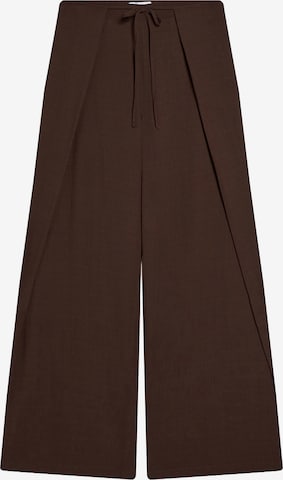 Pantalon Bershka en marron : devant