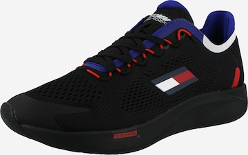 Baskets basses TOMMY HILFIGER en noir : devant