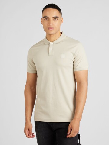 T-Shirt 'Passenger' BOSS en beige : devant