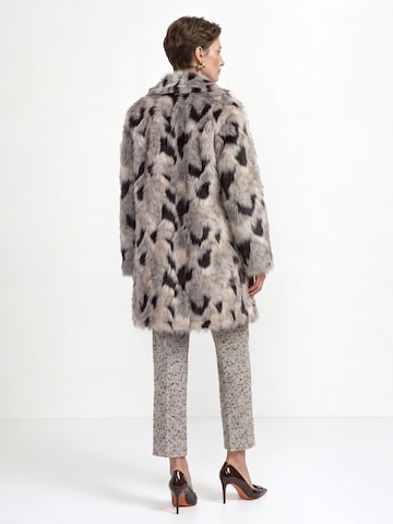 Cappotto invernale di Rich & Royal in beige