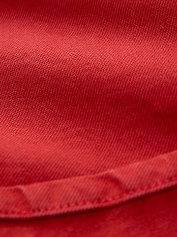 Regular Jean Next en rouge