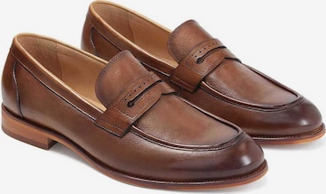 Kazar - Sapato Slip-on 'Penny ' em castanho