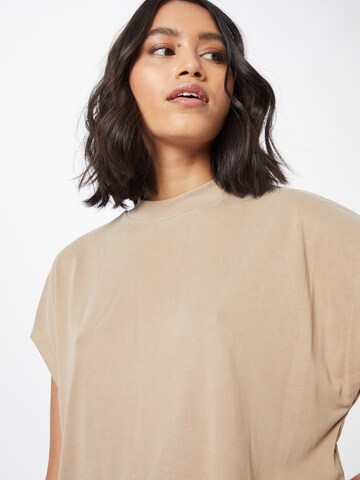 Urban Classics T-Shirt in Beige