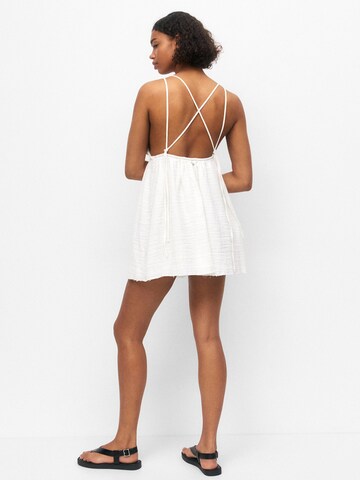 Pull&Bear Kleid in Weiß