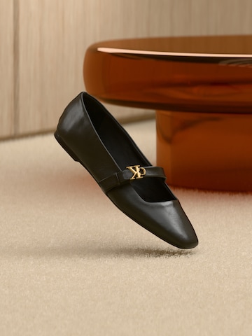Ballerina con cinturino di Calvin Klein in nero