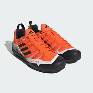 Chaussure de sport 'Swift Solo 2.0' ADIDAS TERREX en orange