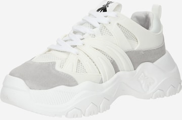 PATRIZIA PEPE Sneakers 'SCARPE' in White: front