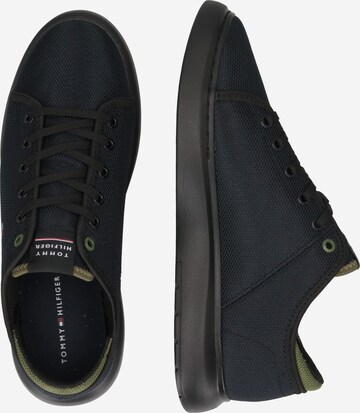 TOMMY HILFIGER Sneakers laag in Zwart