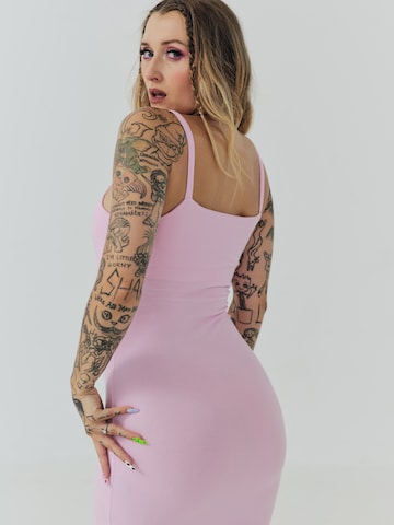 Robe 'Alva' ABOUT YOU x Sharlota en rose