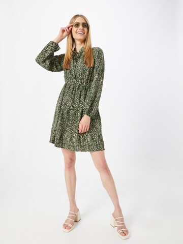 Robe-chemise 'Tessy' ABOUT YOU en vert