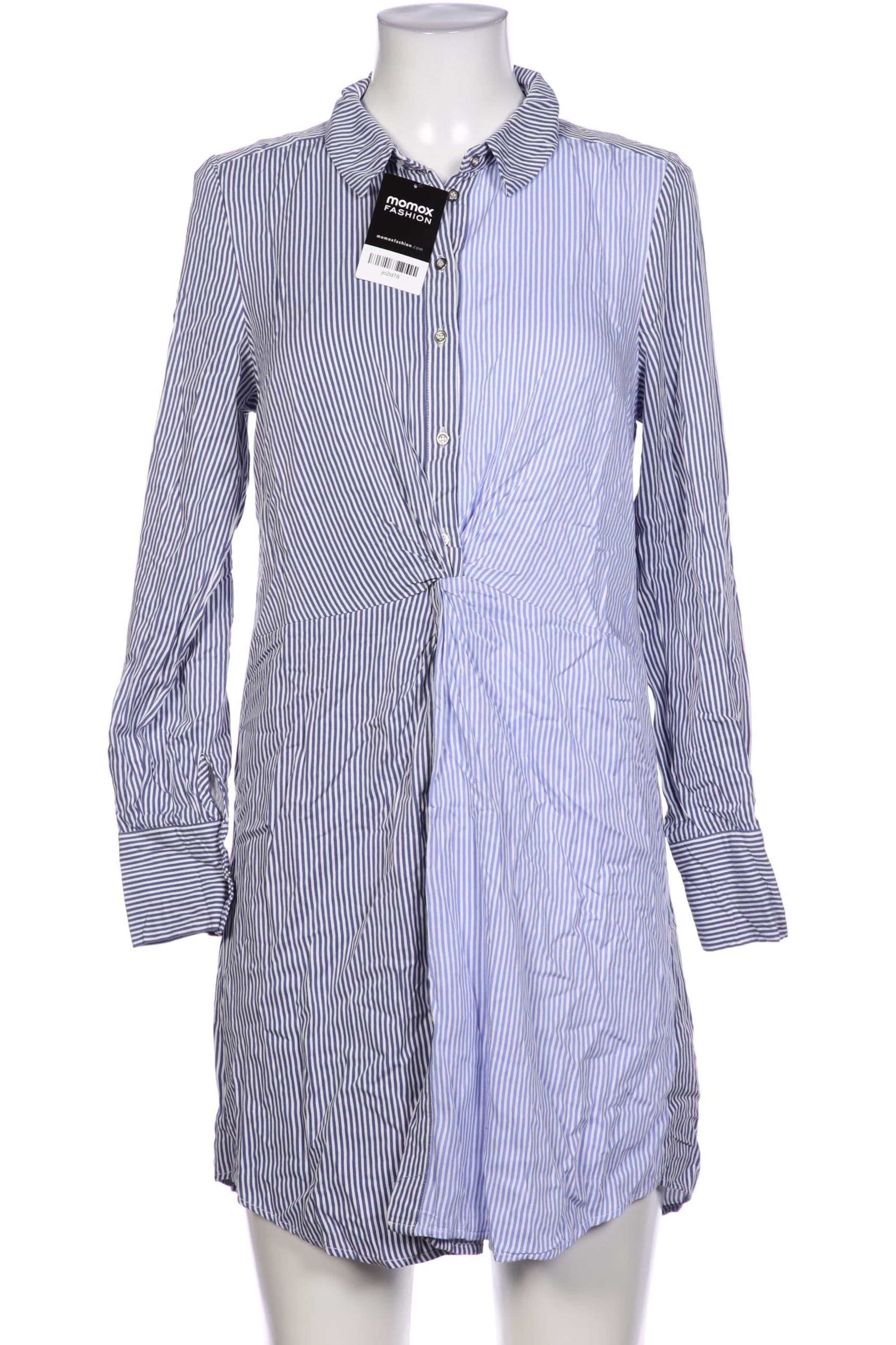 Oasis Dress in M in Blue: front