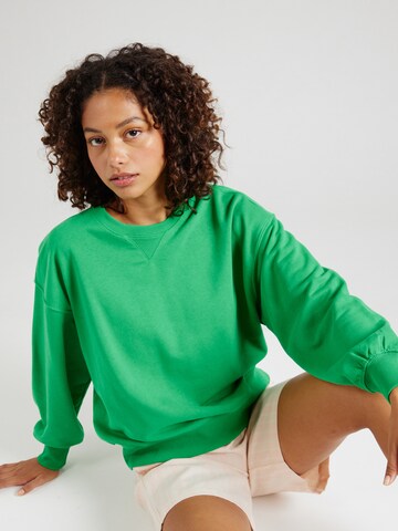 Sweat-shirt 'BELLA' ONLY en vert