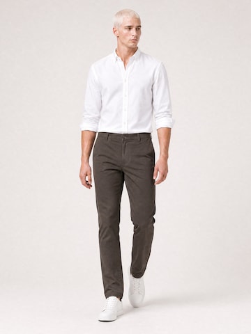 yazubi Slim fit Chino Pants 'Kyle' in Brown