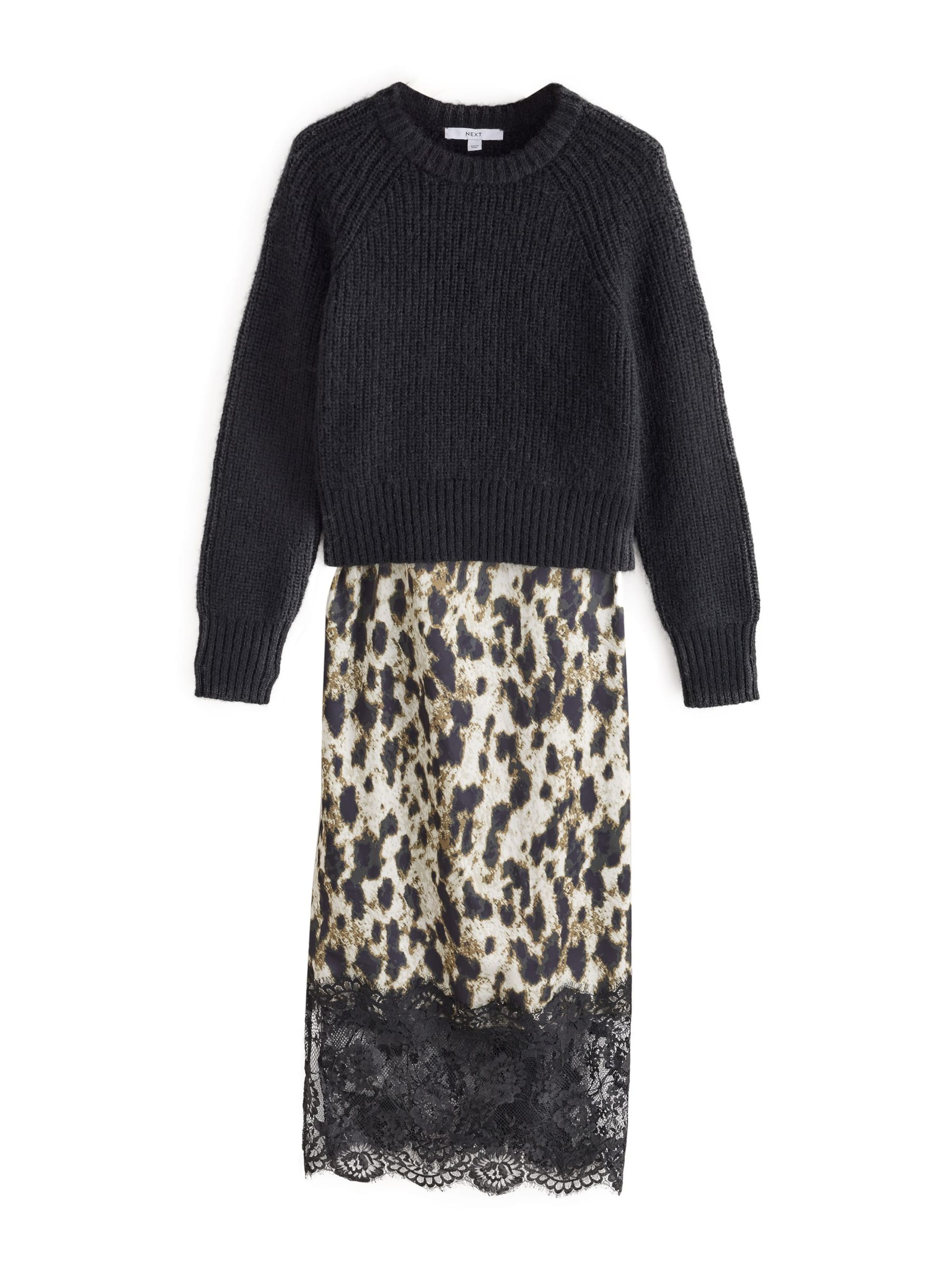 Next Set: Kleid und Pullover in Schwarz: Vorderseite