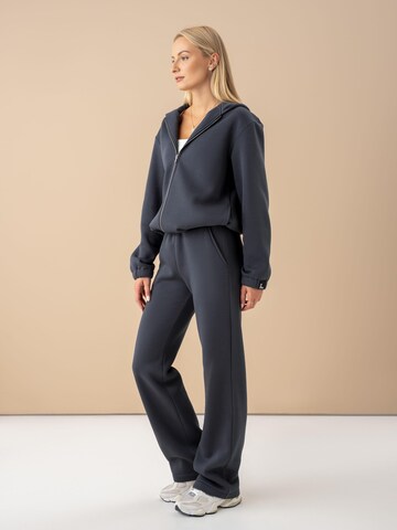 cut my fashion Träningsdräkt i grå
