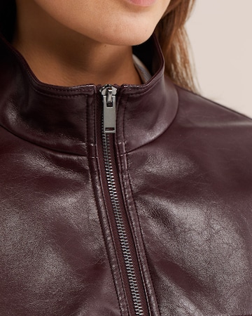 WE Fashion Between-season jacket in Purple