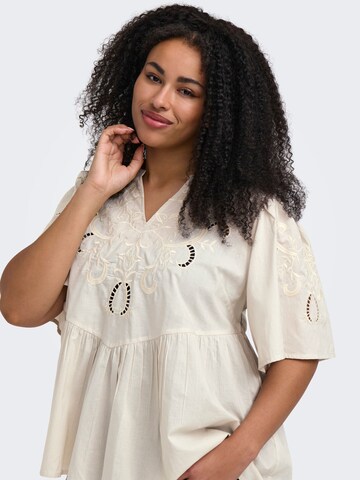 ONLY Carmakoma Bluse i beige