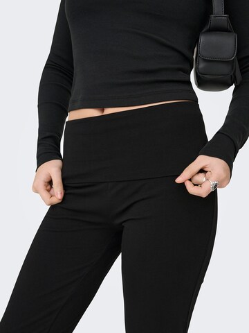 melns ONLY Plati gali Bikses 'ONLKISS'