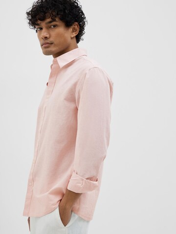 Slim fit Camicia business di SELECTED HOMME in rosa