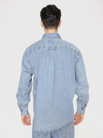 Carhartt WIP Comfort Fit Skjorte 'L/S Lucas Shirt' i blå