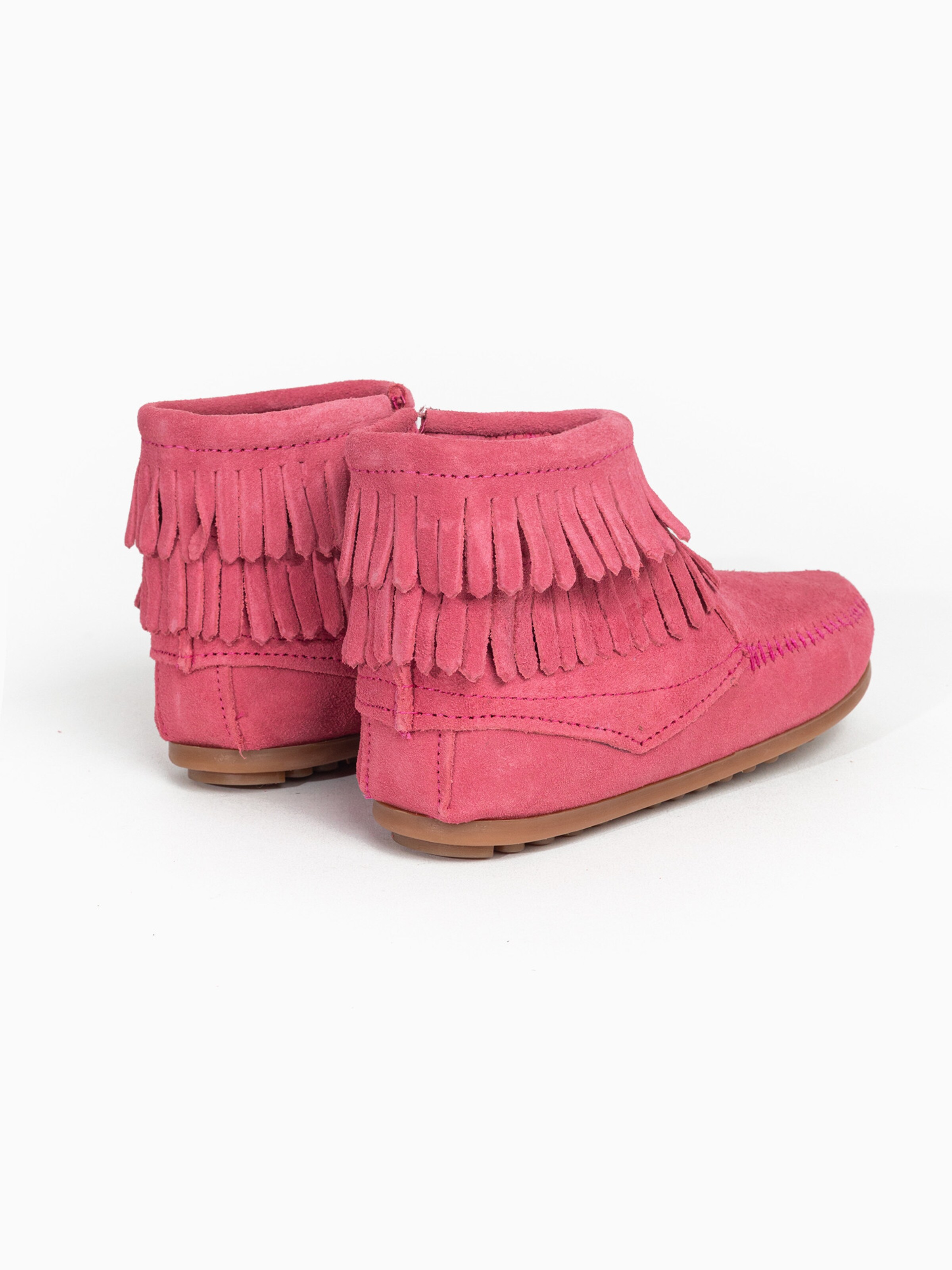 Cizme de la Minnetonka pe roz