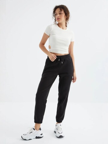 regular Pantaloni sportivi di Tommy Life in nero