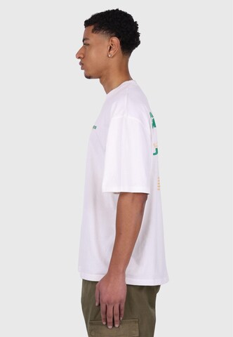 Maglietta 'Garden Grove' di Dropsize in bianco