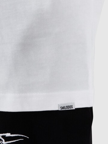 T-Shirt fonctionnel 'Bennet' Smilodox en blanc