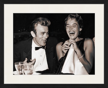 Jacob Baden Bild ' James Dean & Ursula Andress Date Night ' in Schwarz: Vorderseite