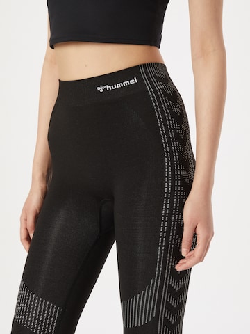 Skinny Pantalon de sport Hummel en noir