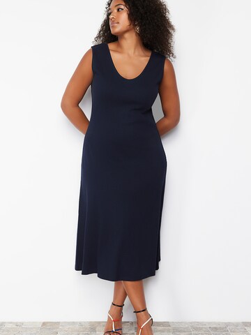 Robe Trendyol Curve en bleu