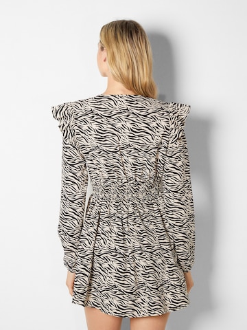 Bershka Mekko värissä beige