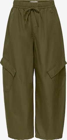 ONLY - Pantalón cargo 'ONLAyana' en verde: frente