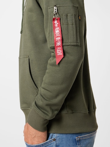 ALPHA INDUSTRIES Μπλούζα φούτερ σε πράσινο