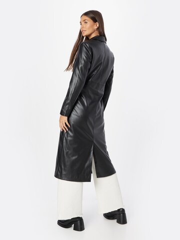 Manteau mi-saison 'SARAMY' ONLY en noir